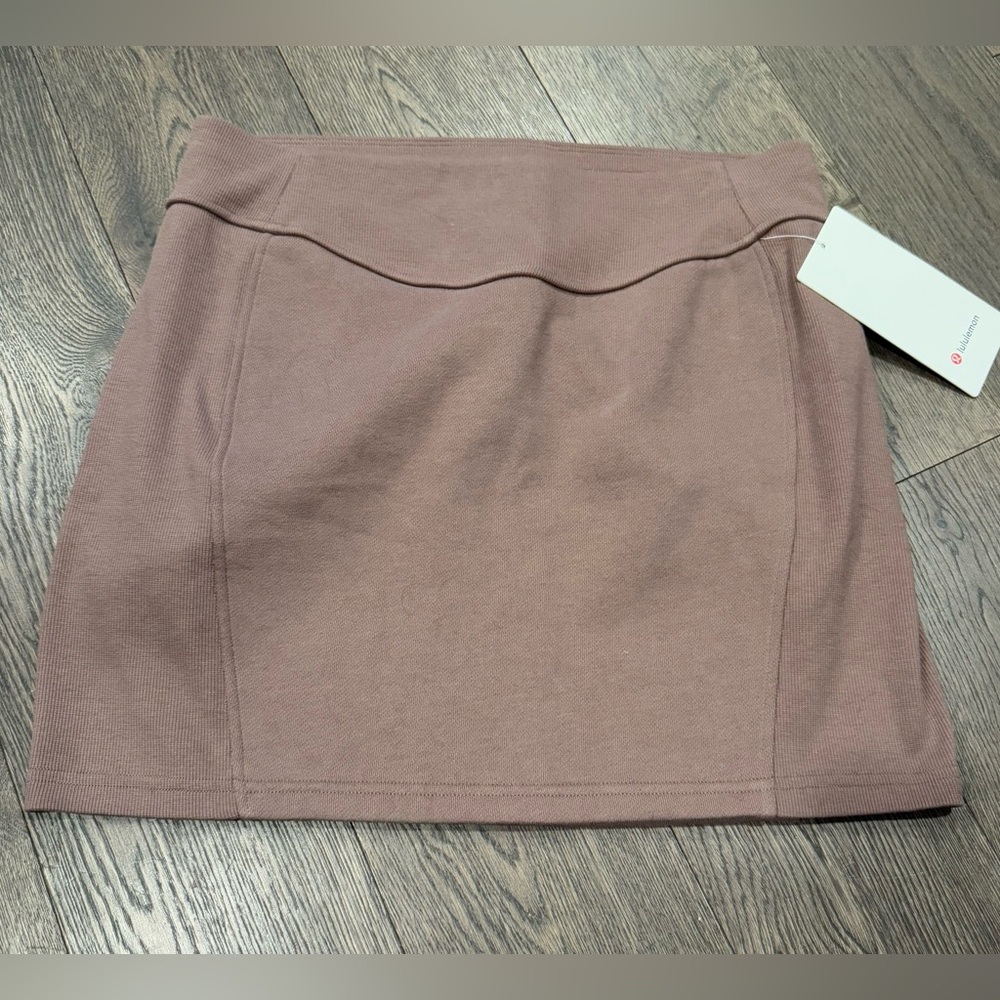 lululemon athletica Scuba HR Mini Skirt NWT